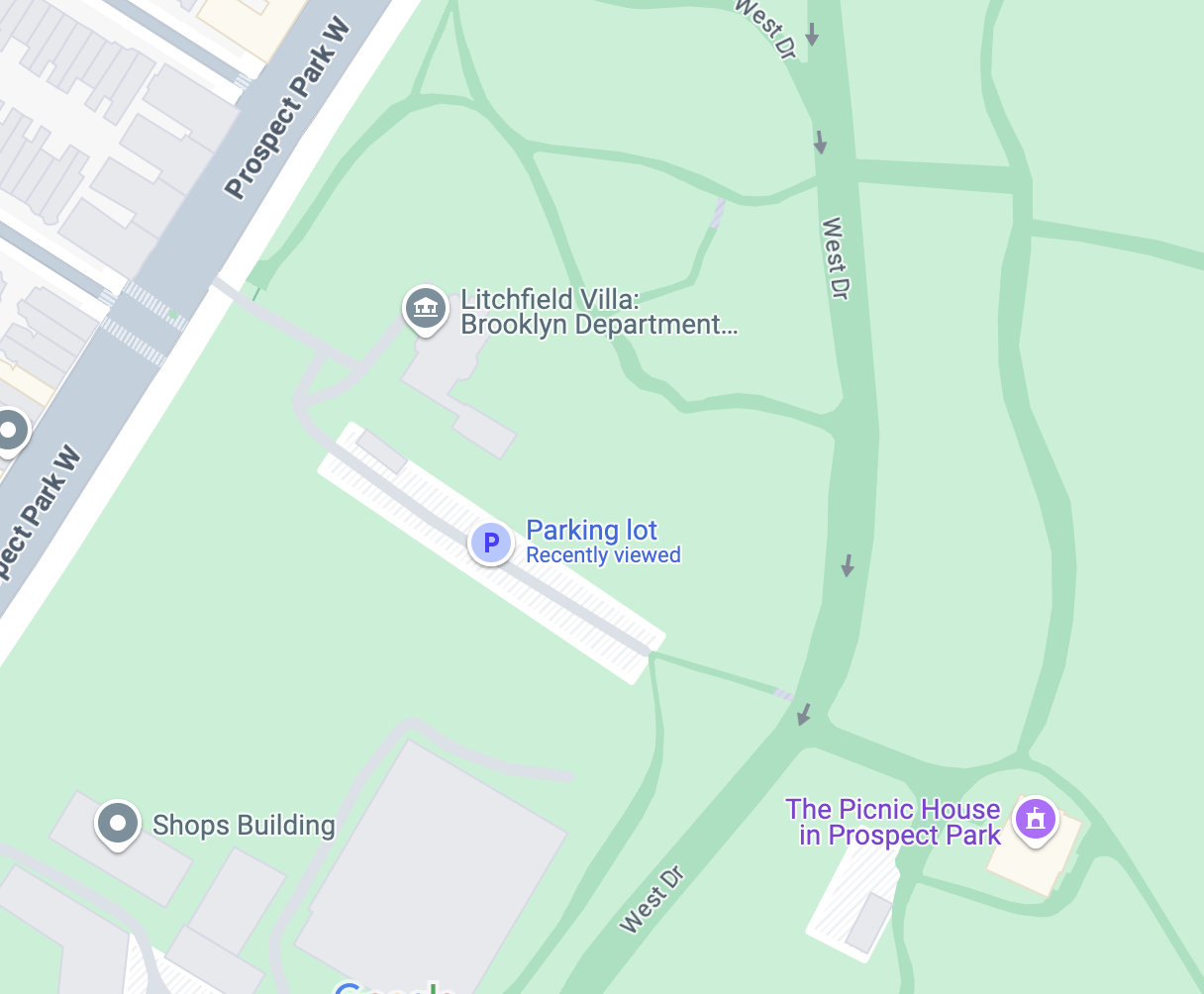 Map showing Litchfield Villa parking lot
